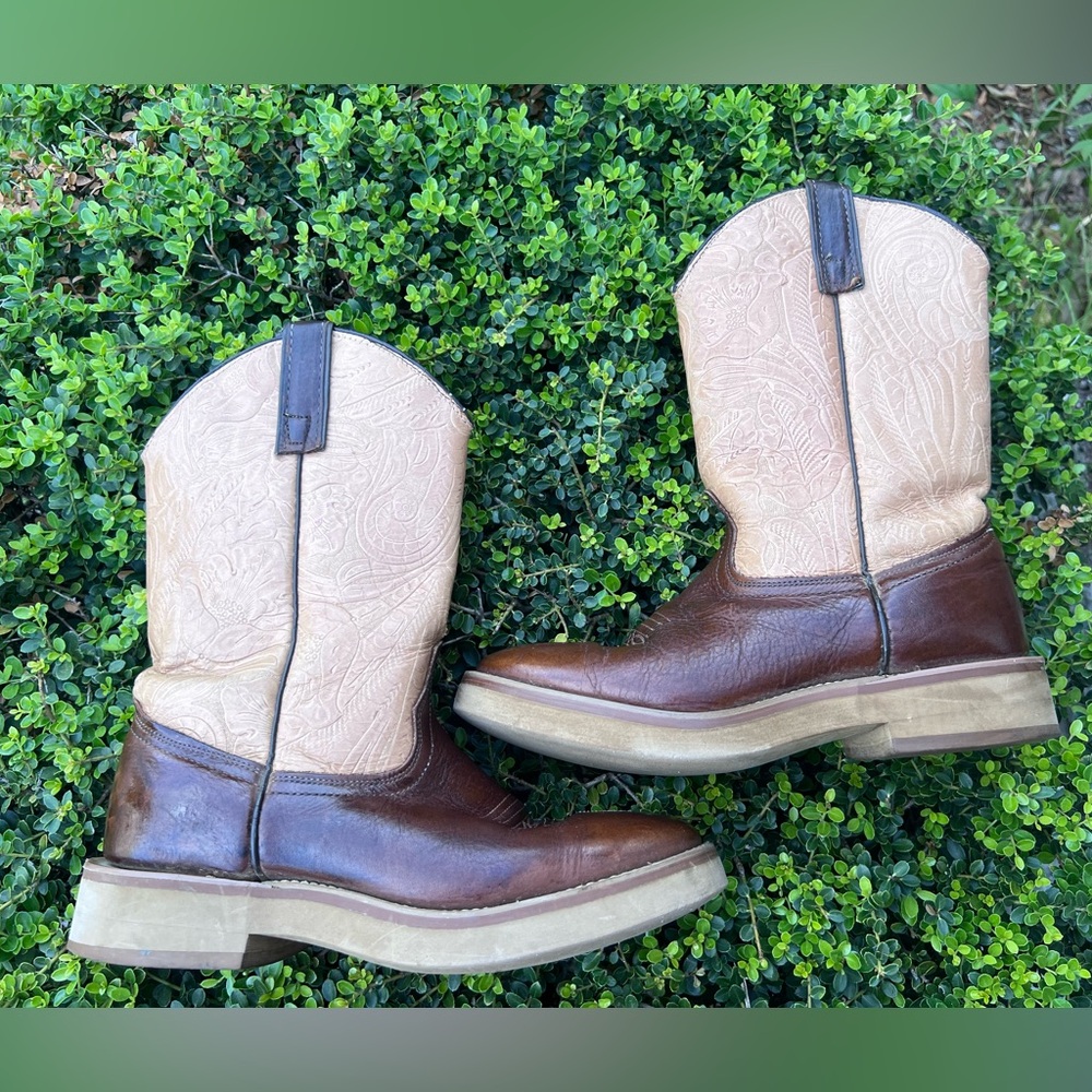 Laredo 71110 Women’s Brown and Tan Tooled Leather Cowboy Boots Sz 8M USA Made - Picture 10 of 14
